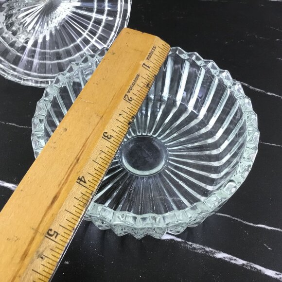 Jeannette Glass Clear Glass Swan Powder Jar Trinket Box - Picture 9 of 10